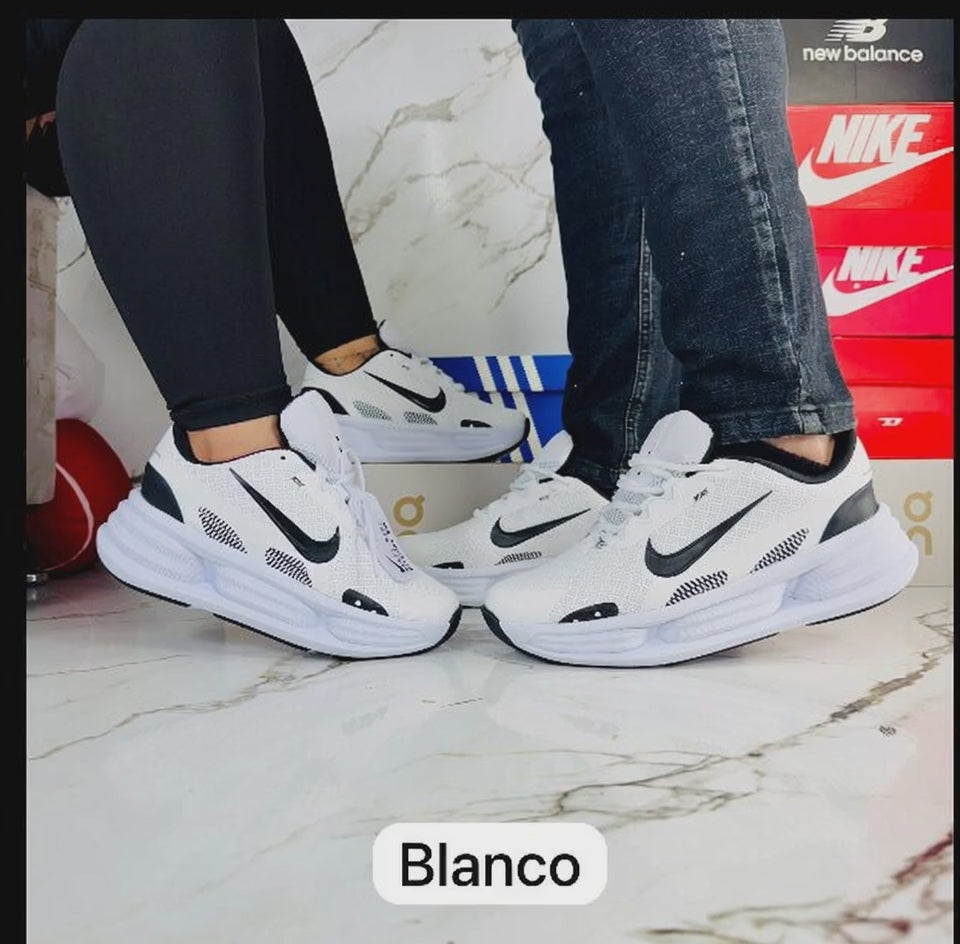 👟 Tenis Nike Air Blanco Negro – Elegancia y Comodidad que Destacan